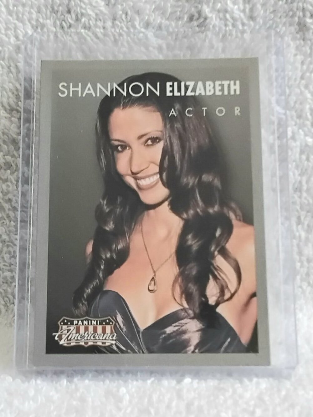 5/$20 Mint 2015 Panini Shannon Elizabeth Actor Americana Card No. 63!!